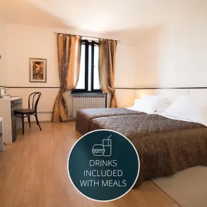 Hotel Kastel, Crikvenica